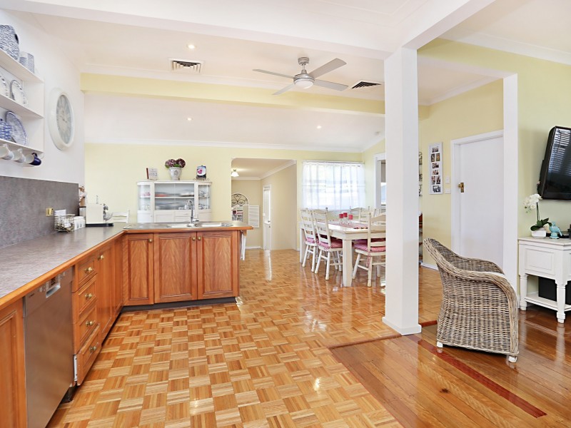 60 Porter Avenue, East Maitland NSW 2323