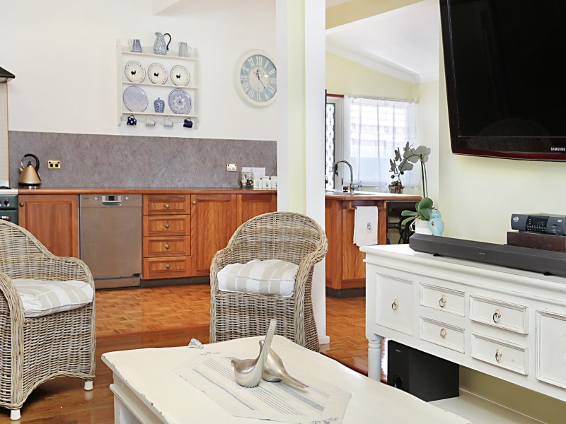 60 Porter Avenue, East Maitland NSW 2323