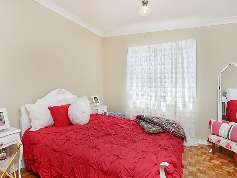 60 Porter Avenue, East Maitland NSW 2323