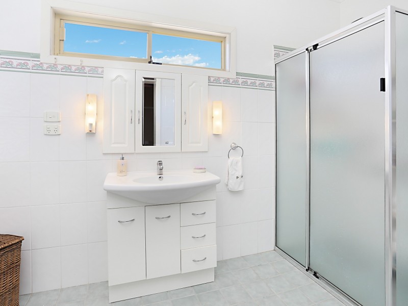 60 Porter Avenue, East Maitland NSW 2323