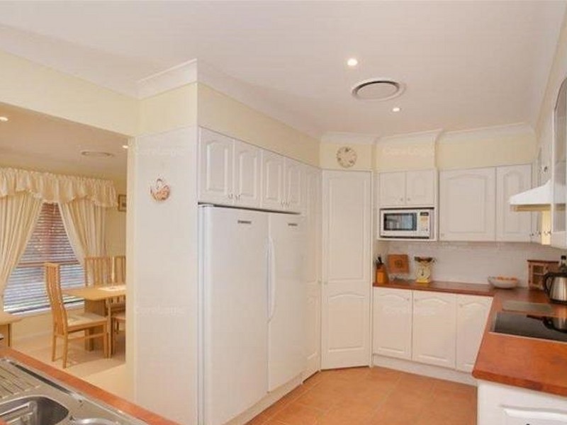 13 Dangar Circuit, Medowie NSW 2318