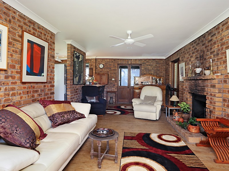 31 Wighton Street, Seaham NSW 2324