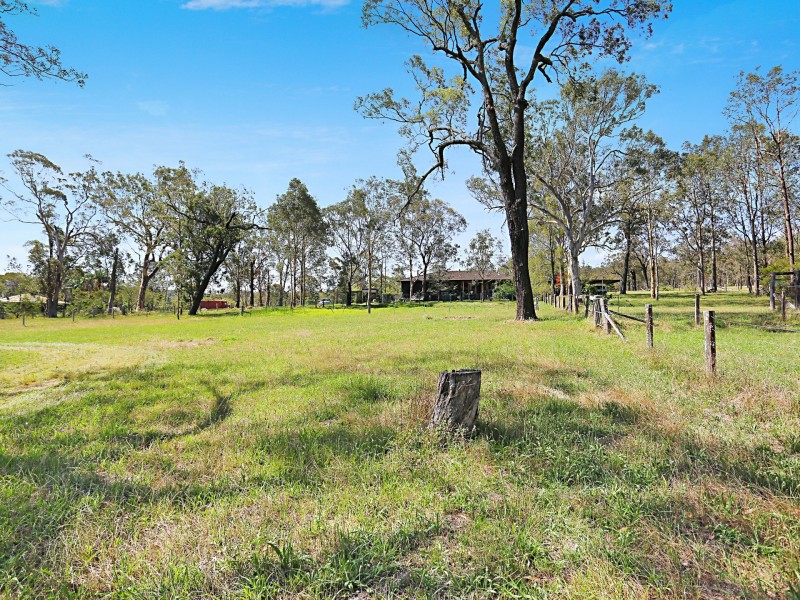 31 Wighton Street, Seaham NSW 2324