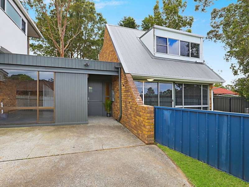 2/4 Curtin Close, Raymond Terrace NSW 2324