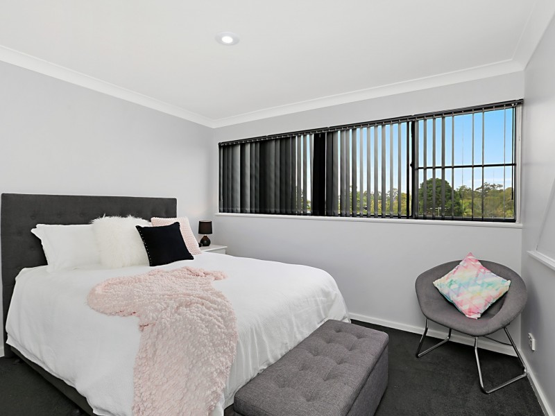 2/4 Curtin Close, Raymond Terrace NSW 2324