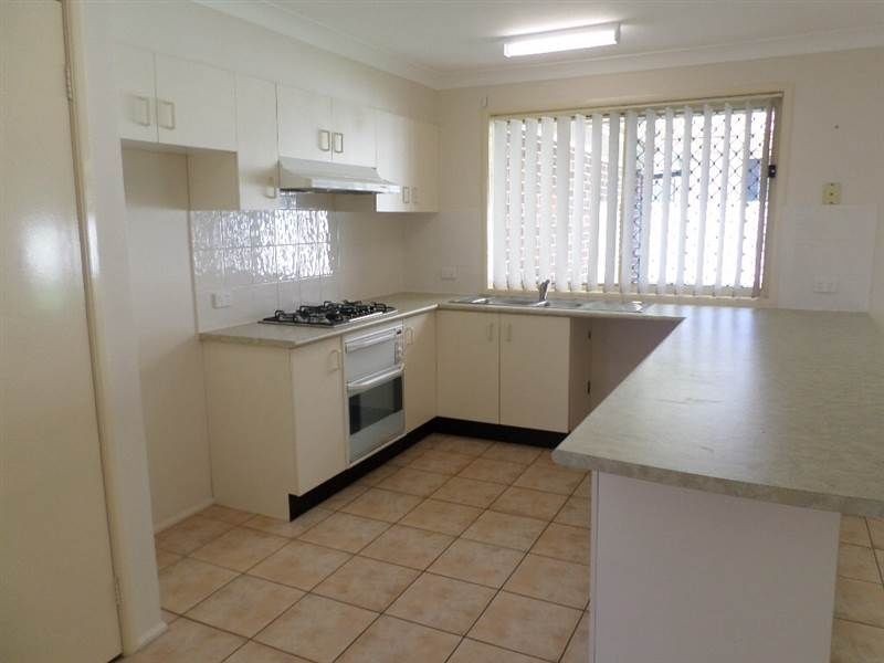 18 Galway Bay Drive, Ashtonfield NSW 2323