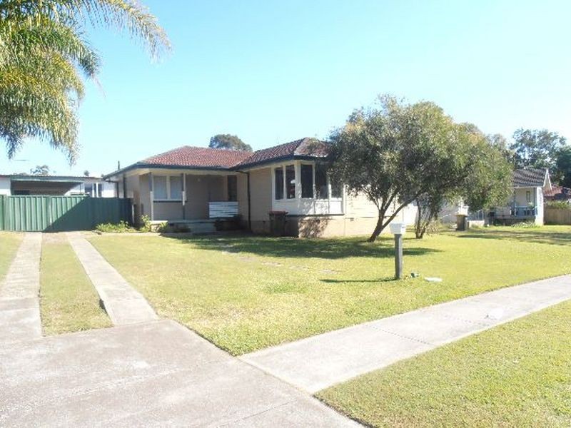 7 Banks Street, Raymond Terrace NSW 2324