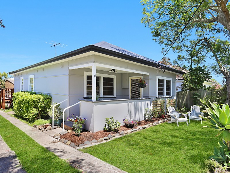 36 Kangaroo Street, Raymond Terrace NSW 2324