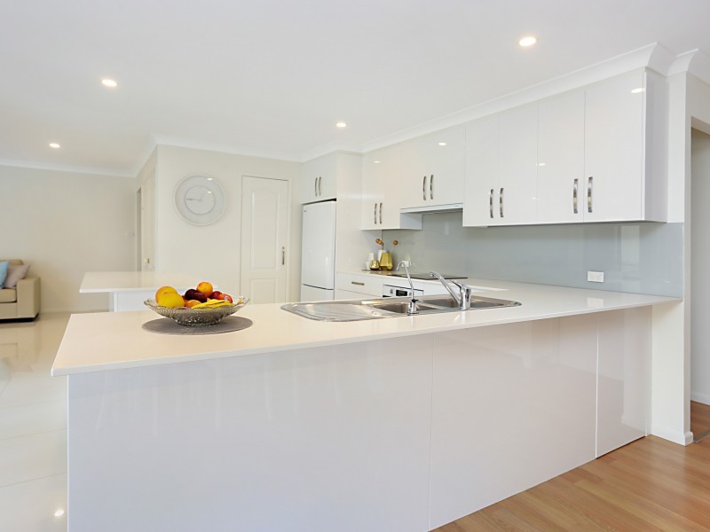 38 Creighton Drive, Medowie NSW 2318