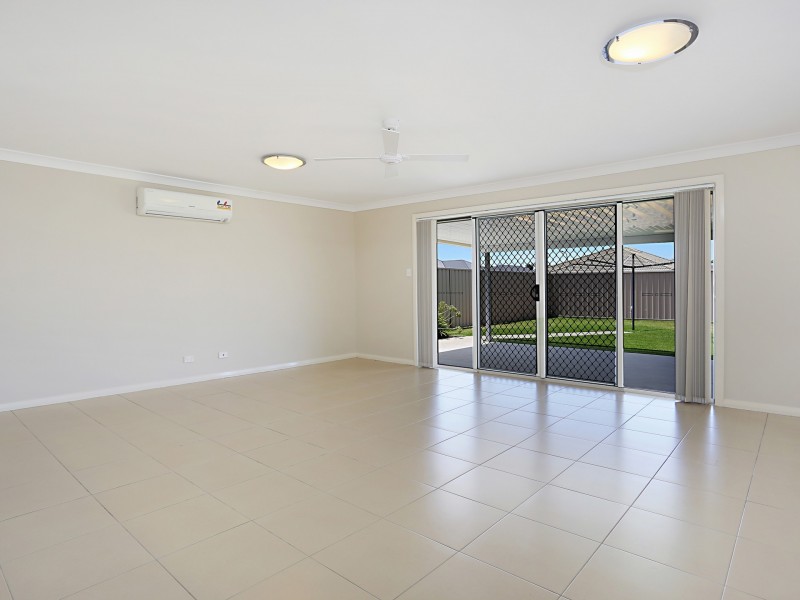 25 Manning Avenue, Raymond Terrace NSW 2324