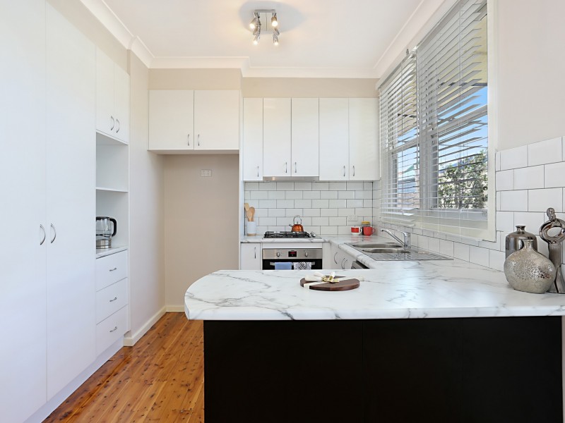 6 Gwen Parade, Raymond Terrace NSW 2324