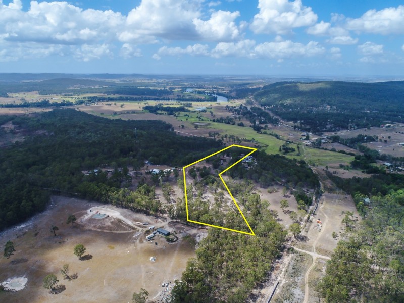 10 Langlands Road, Glen Oak NSW 2320