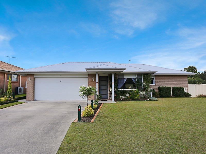 1 Martens Avenue, Raymond Terrace NSW 2324