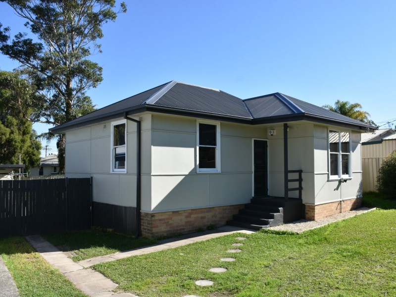 4 Anne Street, Raymond Terrace NSW 2324