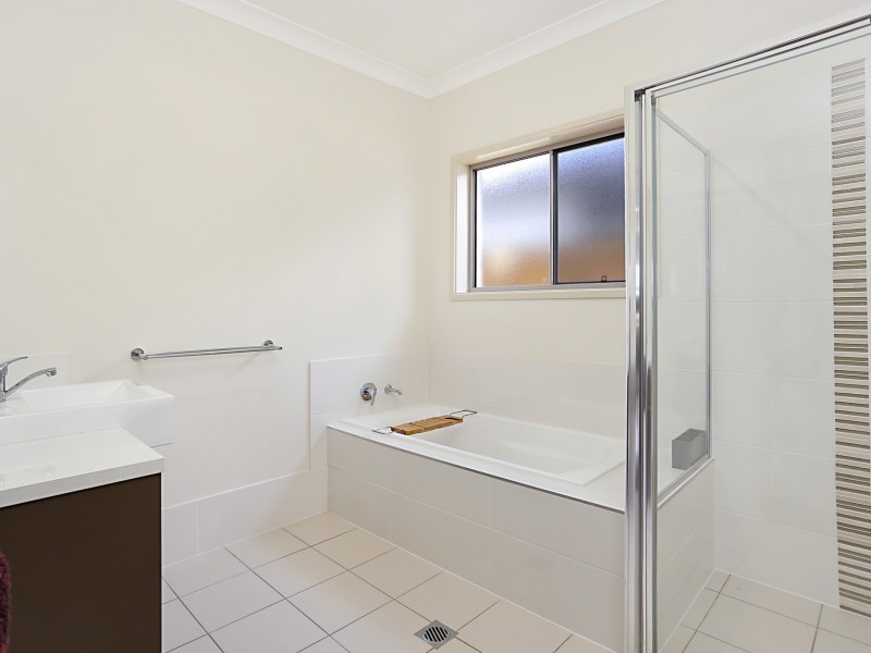 9 Medinah Point, Medowie NSW 2318