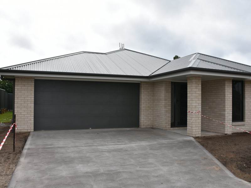 22 Joseph Sheen Drive, Raymond Terrace NSW 2324