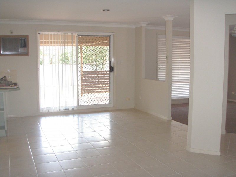 6 Dunn Place, Raymond Terrace NSW 2324