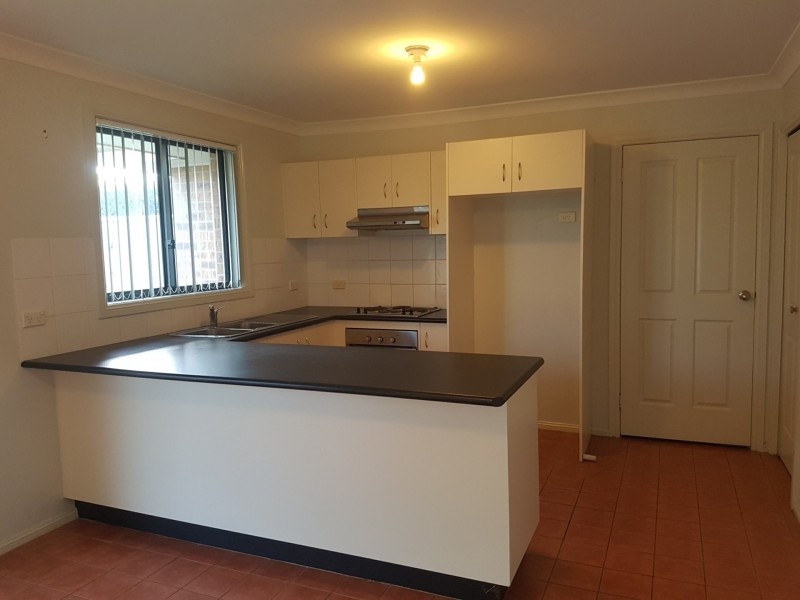 2/41 Gwen Pde, Raymond Terrace NSW 2324