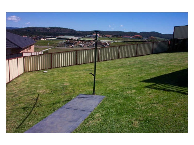 52 Beaton Ave, Raymond Terrace NSW 2324