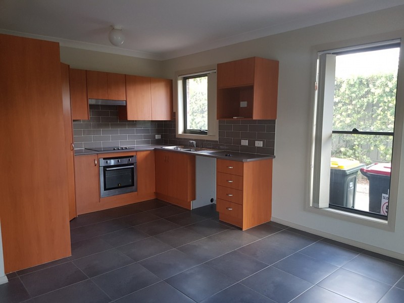 2/16 Tathra Street, Raymond Terrace NSW 2324