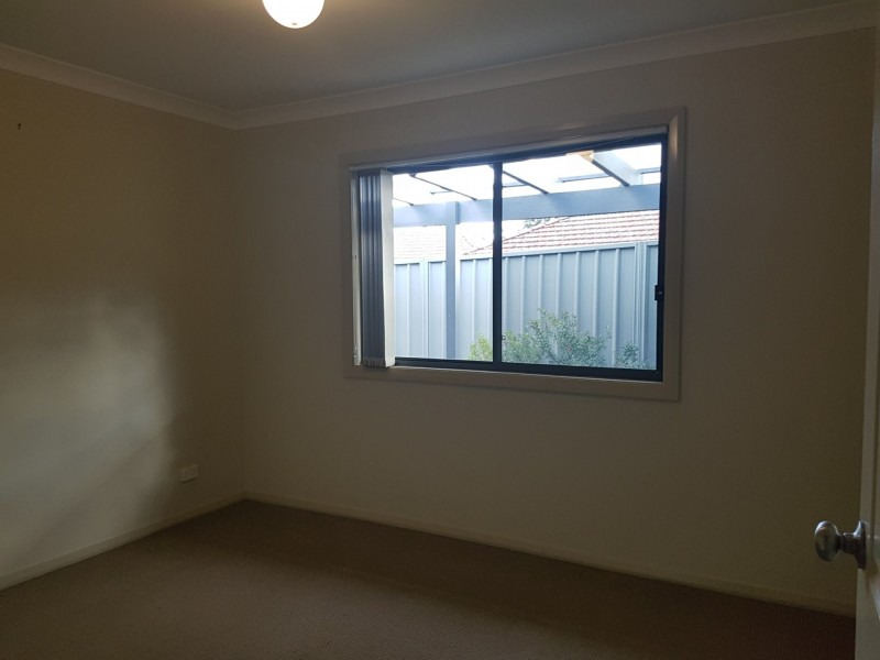 2/16 Tathra Street, Raymond Terrace NSW 2324