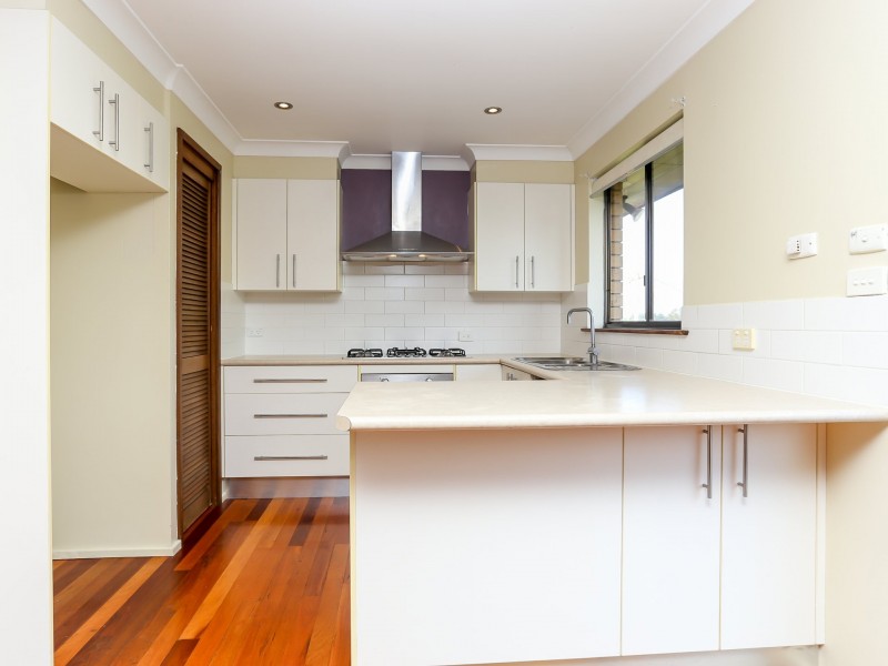 4 Greenslopes Drive, Raymond Terrace NSW 2324