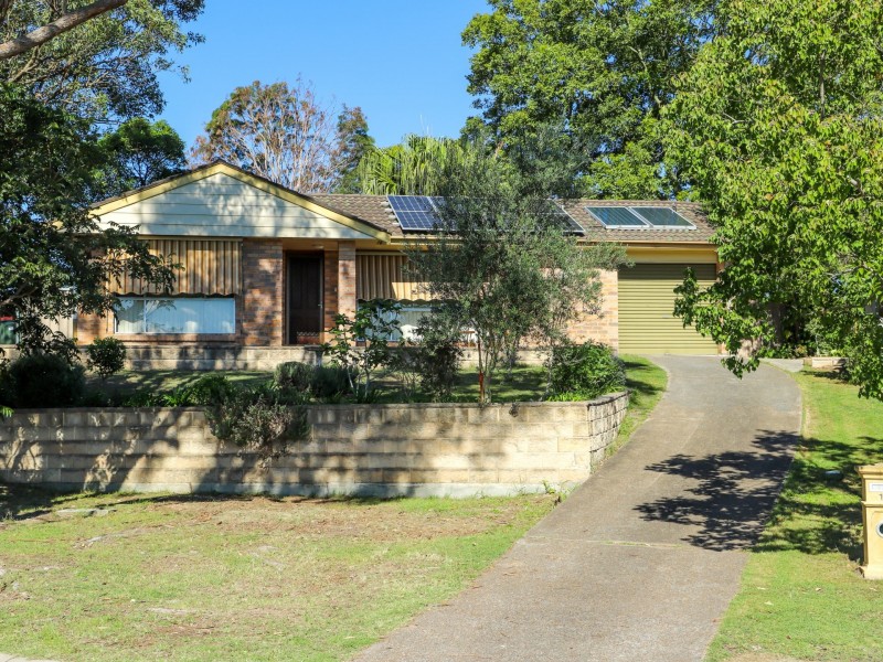 12 Holt Place, Raymond Terrace NSW 2324