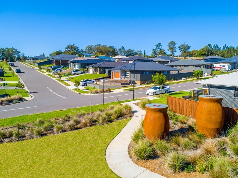 3 Grazier Parade, Raymond Terrace NSW 2324