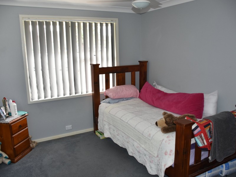 11 McKenzie Place, Raymond Terrace NSW 2324