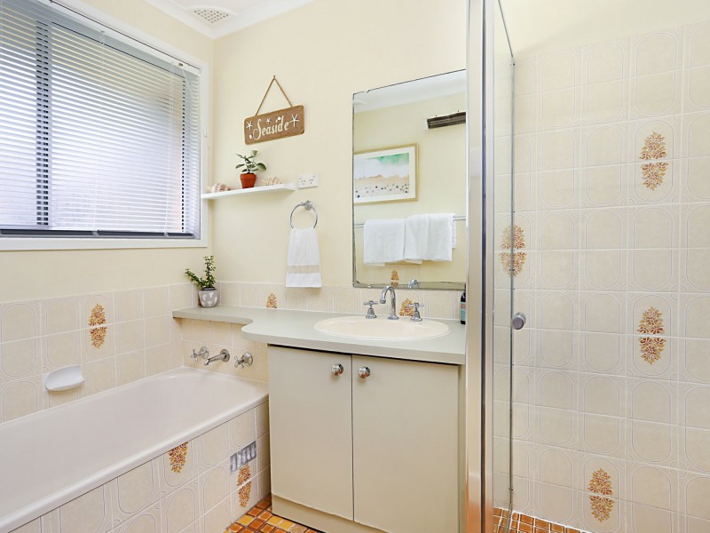 4 Windeyer Close, Medowie NSW 2318
