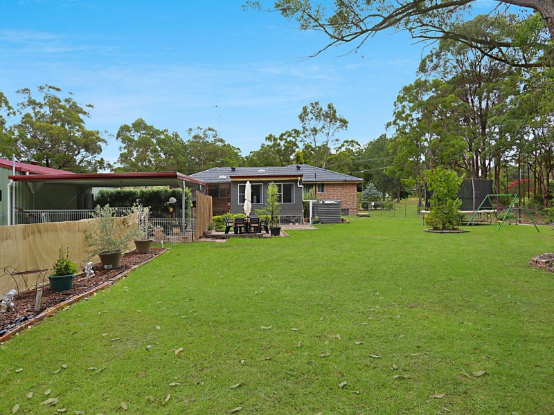 4 Windeyer Close, Medowie NSW 2318