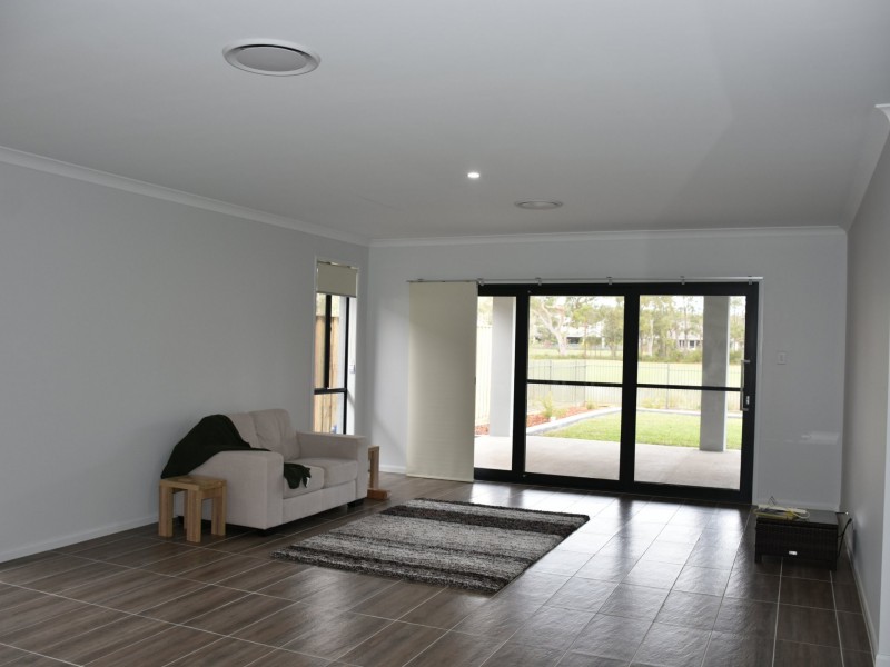 14 Turnberry Lane, Medowie NSW 2318