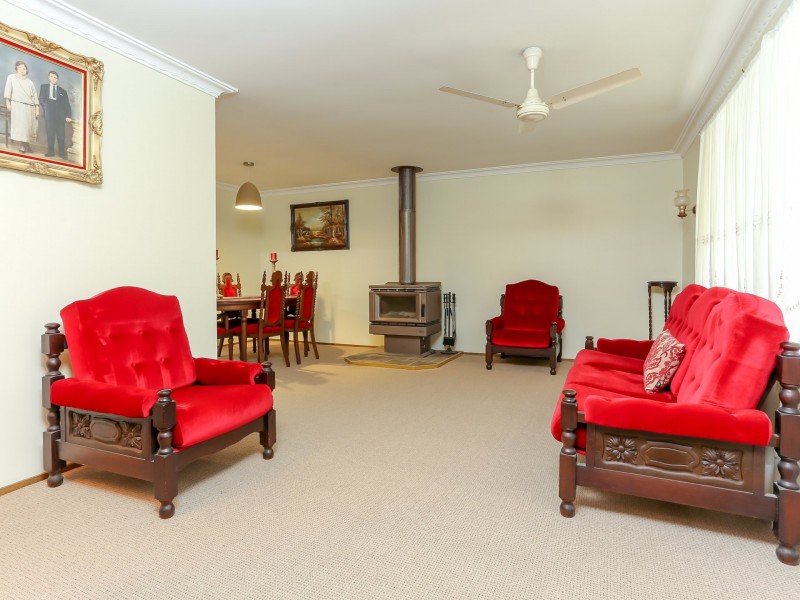 32 Boyd Boulevard, Medowie NSW 2318