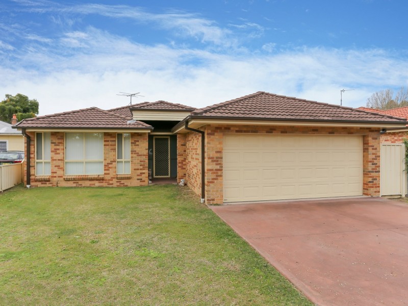 241 Adelaide Street, Raymond Terrace NSW 2324