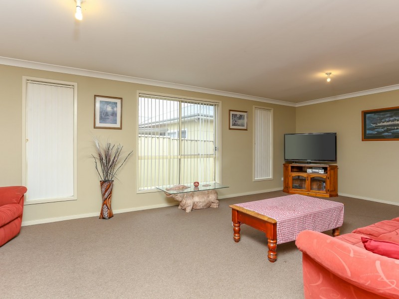 241 Adelaide Street, Raymond Terrace NSW 2324