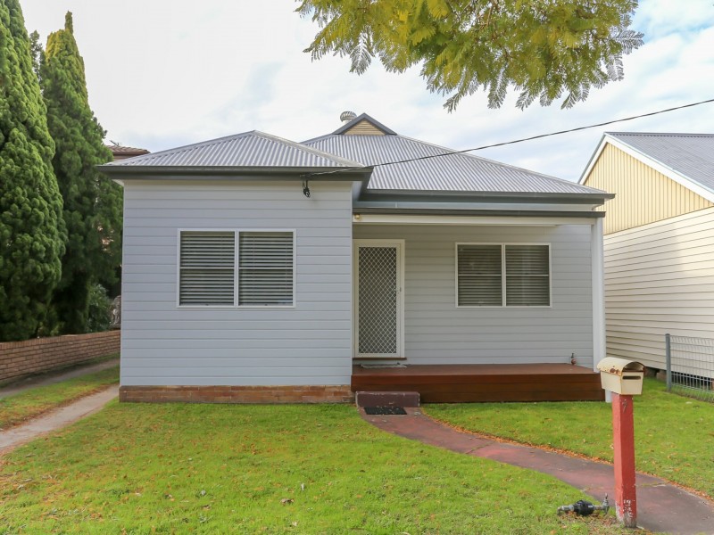 7 Swan Street, Raymond Terrace NSW 2324