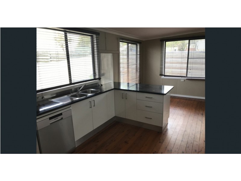 8 Kuranga Avenue, Raymond Terrace NSW 2324