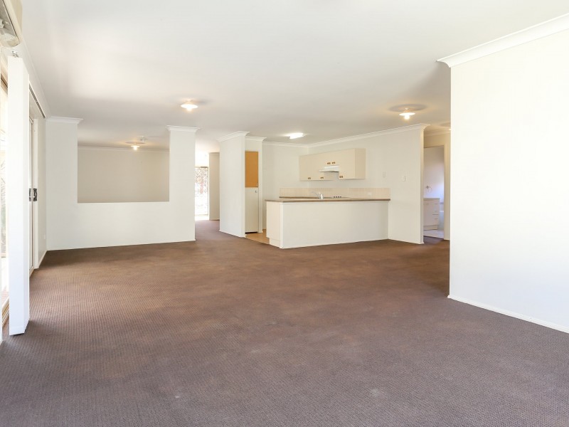 40 Hastings Drive, Raymond Terrace NSW 2324