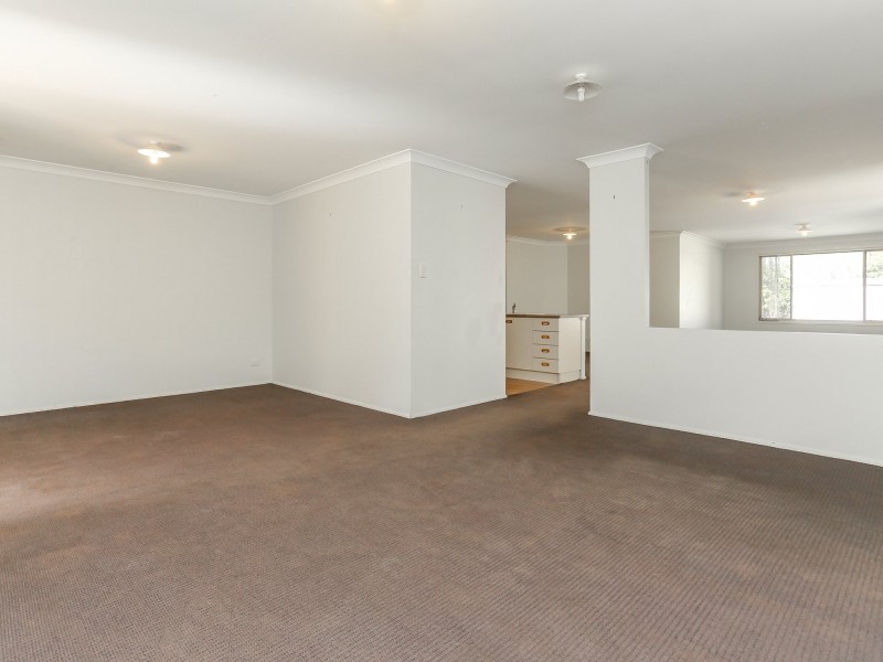 40 Hastings Drive, Raymond Terrace NSW 2324