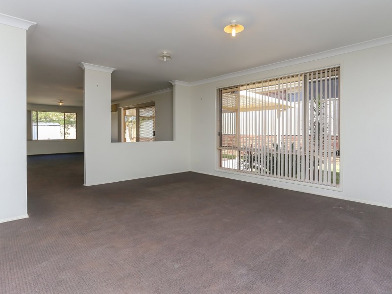 40 Hastings Drive, Raymond Terrace NSW 2324