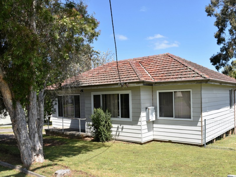 30 Alma Street, Raymond Terrace NSW 2324