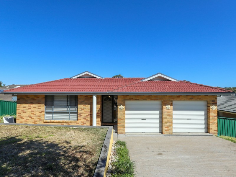 18 Cottonwood Chase, Fletcher NSW 2287