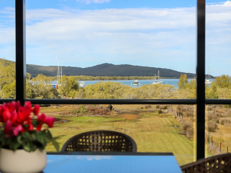 62 Holdom Road, Karuah NSW 2324