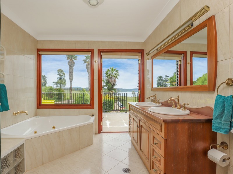 239 Richardson Road, Raymond Terrace NSW 2324