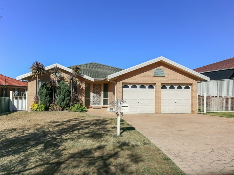 40 Hastings Drive, Raymond Terrace NSW 2324