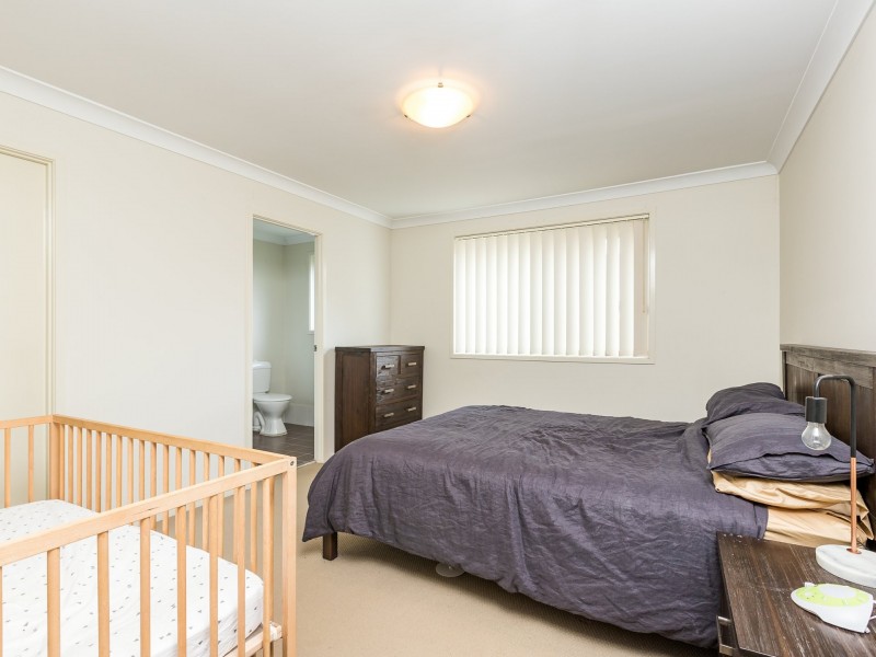 22 Edward Windeyer Way, Raymond Terrace NSW 2324