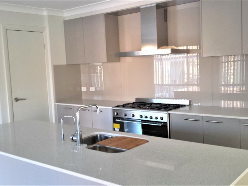 140 Sunningdale Circuit, Medowie NSW 2318