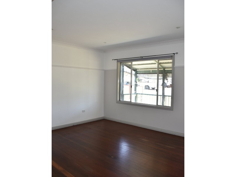 20 Alma Street, Raymond Terrace NSW 2324