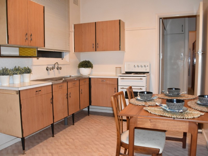 2 Osborn Crescent, Raymond Terrace NSW 2324