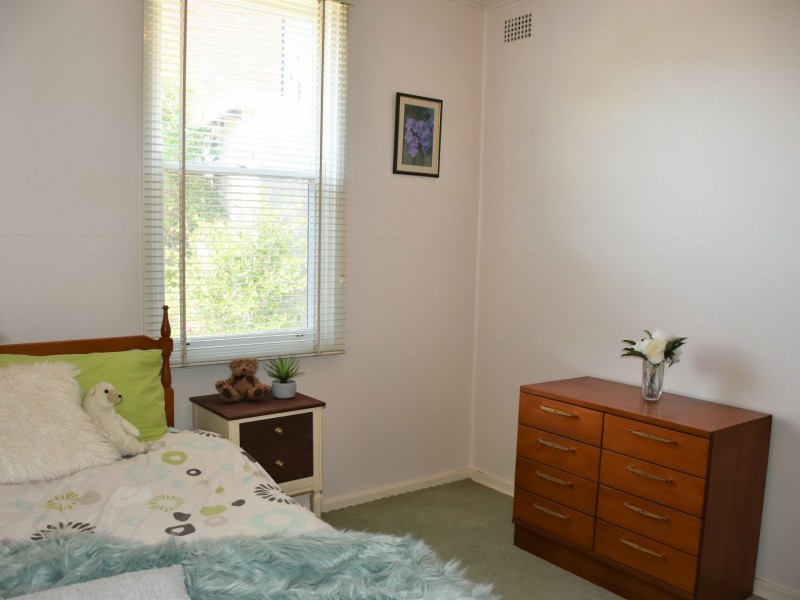 2 Osborn Crescent, Raymond Terrace NSW 2324